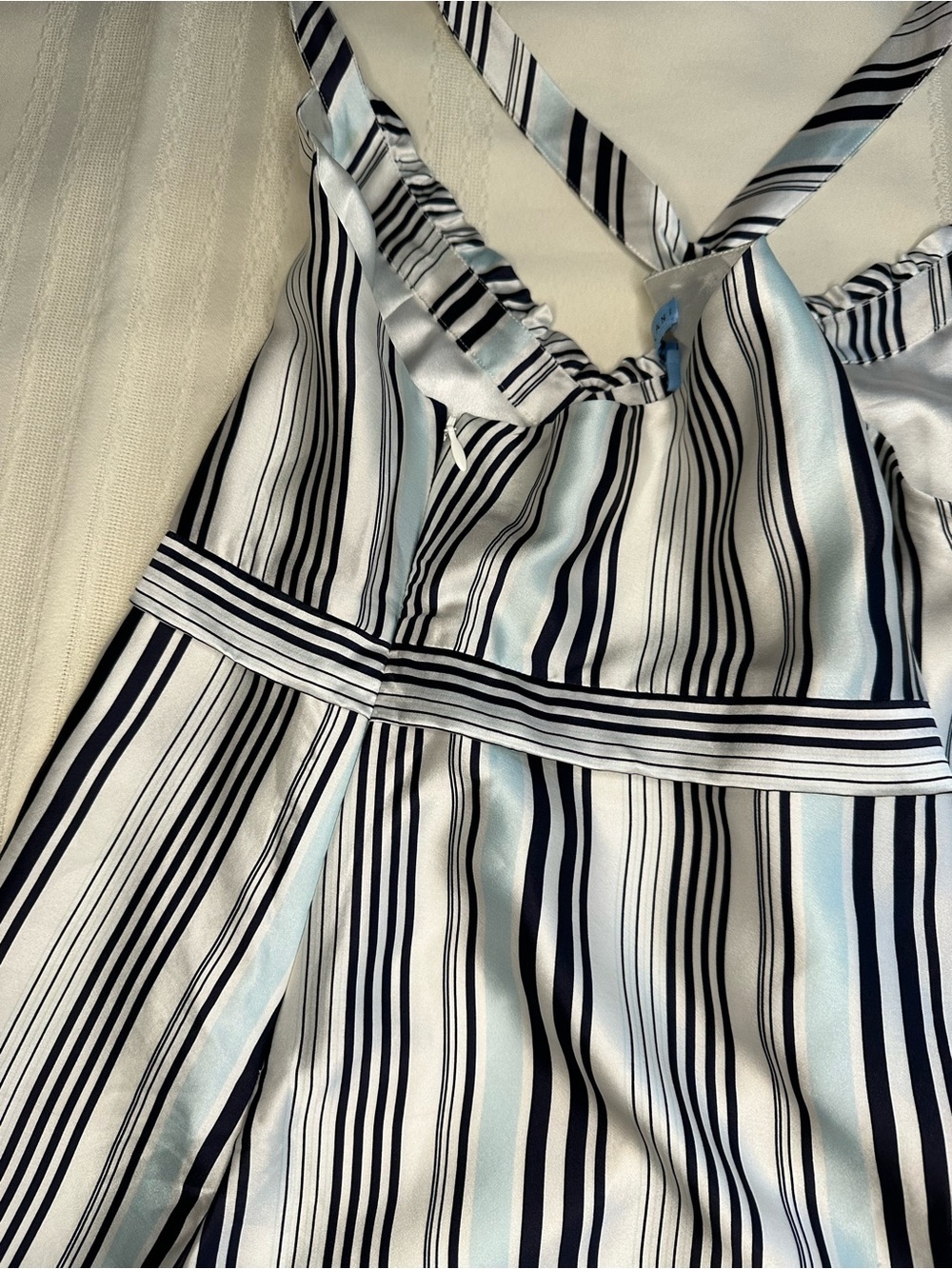 ANTONIO MELANI Silk Top Size 14 Elegant With Crisscross Straps Women’s Top - Picture 13 of 16